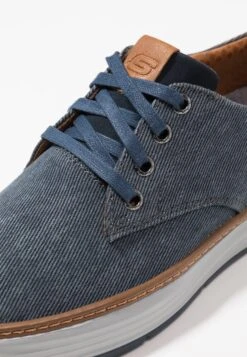Skechers Moreno - Sneakers Laag - Navy 11 Skechers Moreno - Sneakers Laag - Navy -Modieuze Mannen 0f483186ef2d4c709380bf9bbbb87ebf