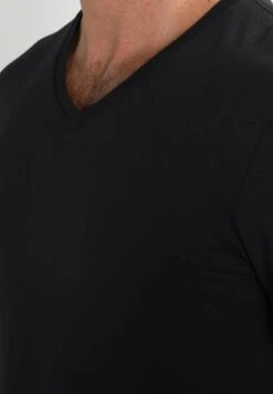 Pier One 2 Pack - T-Shirt Basic - Black 9 Pier One 2 Pack - T-Shirt Basic - Black -Modieuze Mannen 144a18a099e5428c92602fed22a8b338