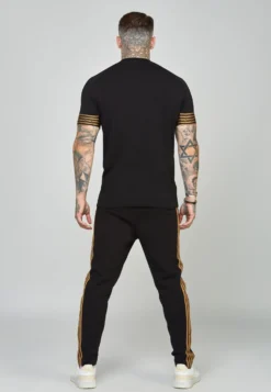 SikSilk Elastic Cuffed- T-Shirt Print - Black -Modieuze Mannen 1479ee523d304c71b443732f88fb4cf2 scaled
