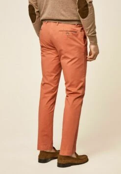 Hackett London Core Kensington - Chino - Orange -Modieuze Mannen 1b08a1229fdf40a38b3bf0c8b4c767ad