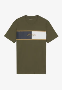 Pier One T-Shirt Print - Olive -Modieuze Mannen 1ca3e26a77524b4b87fd96287b9aecfe scaled