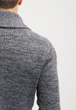 Pier One Vest - Dark Grey Melange 13 Pier One Vest - Dark Grey Melange -Modieuze Mannen 1d4924f16bf1458cb2ec6dd127eae00d