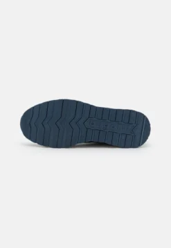 Bugatti Stranger - Sneakers Laag - Dark Blue -Modieuze Mannen 1d8f6f26753c4ac3b2acf8486a31938b scaled