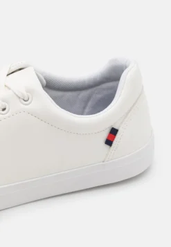 Pier One Unisex - Sneakers Laag - White -Modieuze Mannen 1e08045fec014ab382da64da74b462a7 scaled