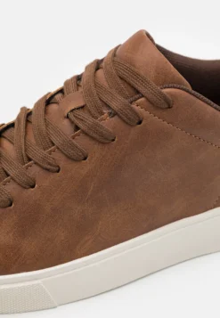 Pier One Unisex - Sneakers Laag - Cognac -Modieuze Mannen 1ede9a8d3f614add9e57eb38fcd5178b scaled
