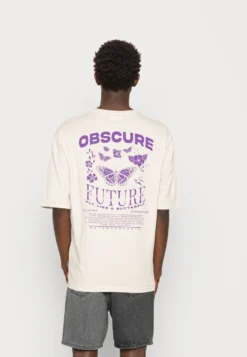 YOURTURN Nostalgia Future Tee Unisex - T-Shirt Print - Grey 7 YOURTURN Nostalgia Future Tee Unisex - T-Shirt Print - Grey -Modieuze Mannen 25d52fe8e87745ada730c3e23ab9c79d scaled