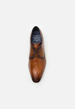 Bugatti Morino - Veterschoenen - Cognac -Modieuze Mannen 2c4015fffa7f4eeeb57c4f0449842000 scaled