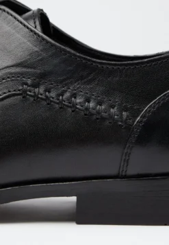 Pier One Veterschoenen - Black 11 Pier One Veterschoenen - Black -Modieuze Mannen 362a737a274148fe834458a30f945960 scaled