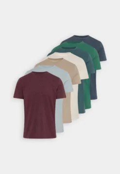 Pier One 7 Pack - T-Shirt Basic - Blue/Mottled Bordeaux/White -Modieuze Mannen 40238aec486841c1aa91cee1f0bc607e scaled