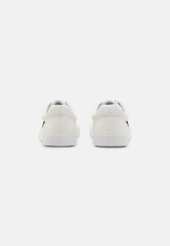 Pier One Unisex - Sneakers Laag - White -Modieuze Mannen 4875ff60289d451696f32d2c44634d4c scaled