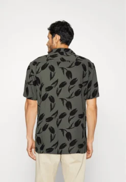 Pier One Overhemd - Olive 8 Pier One Overhemd - Olive -Modieuze Mannen 68c7981784494892831c6026d613ed1e scaled