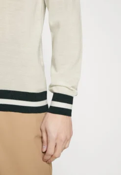 Hackett London Contrast Trim V Neck - Vest - Ecru/Green -Modieuze Mannen 774964fc29994725a96951b1de56ca12 scaled