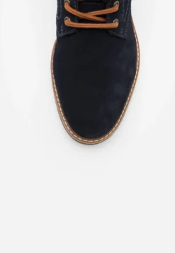 Bugatti Caj - Sportieve Veterschoenen - Dark Blue -Modieuze Mannen 9894899821c14511a88fa8629f6e90dd scaled