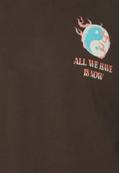 YOURTURN Graphic Tee Unisex - T-Shirt Print - Brown -Modieuze Mannen a6e1520e73fa4cedbfa3d5818191b334 scaled