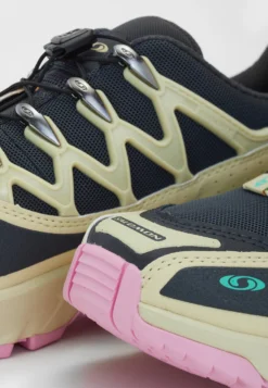 Salomon Acs + Unisex - Sneakers Laag - Ebony/Moss/Biscay Green -Modieuze Mannen ab864f5042ac4e0bb05a8223fa06ff6b scaled