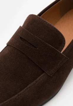 Pier One Instappers - Dark Brown -Modieuze Mannen adb487ce627a49db9251319ed9f14cab scaled