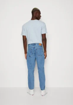 Redefined Rebel Kyoto - Relaxed Fit Jeans - Mid Blue -Modieuze Mannen b6500c6f00304540b967423306618b51 scaled