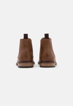 Pier One Korte Laarzen - Brown -Modieuze Mannen d10693e439f8479d9d5cdcc008358755 scaled