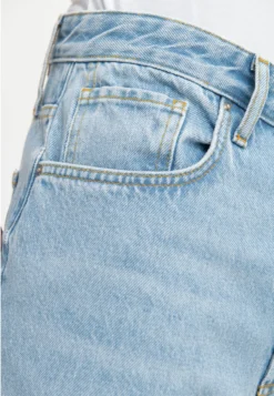 Pier One Relaxed Fit Jeans - Light Blue Denim 13 Pier One Relaxed Fit Jeans - Light Blue Denim -Modieuze Mannen ee520cf09c674455bf8bbd0f4ce3fc62 scaled