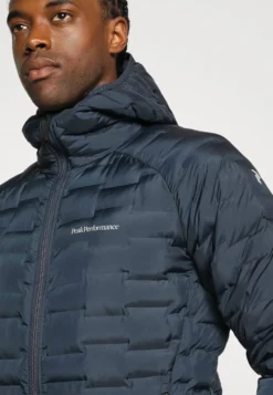Peak Performance Argon Light Hood Jacket - Outdoorjas - Blue Shadow 11 Peak Performance Argon Light Hood Jacket - Outdoorjas - Blue Shadow -Modieuze Mannen ee54efb16dda4040a60129a4383281c7 scaled
