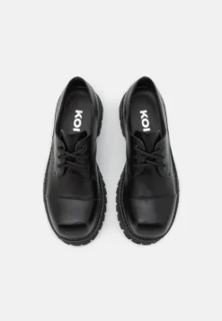KOI FOOTWEAR The Corrupter Mens Square Toe Shoes - Veterschoenen - Black 9 KOI FOOTWEAR The Corrupter Mens Square Toe Shoes - Veterschoenen - Black -Modieuze Mannen fc028c6cef954929a7098196bf94689c scaled